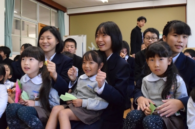 双ヶ丘中学校 交流会 年長組 306 Jpg