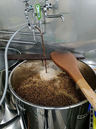麦芽の糖化中です