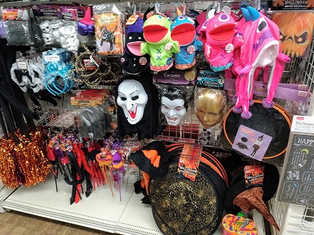 100均のハロウィンコーナー
