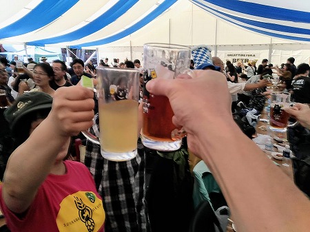 いつかはこんな盛大なイベントもやってみたいです。今は夢のまた夢ですけれど。
