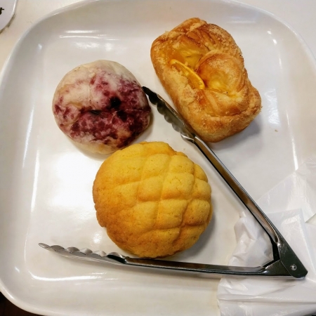 100円パン