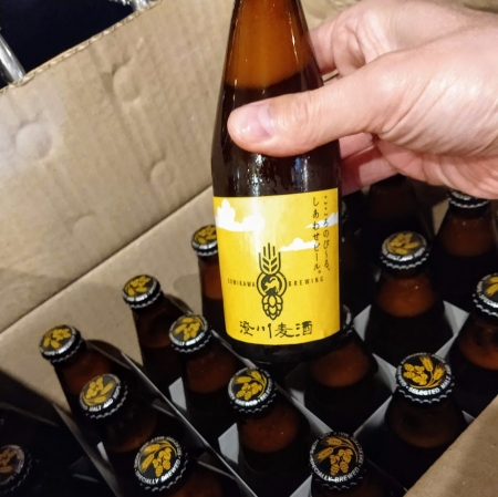 瓶に詰めた澄川麦酒