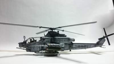 アカデミー 1/35 アメリカ海兵隊 AH-1Z ヴァイパー 塗装完成 アカデミー 1/35 アメリカ海兵隊 AH-1Z ヴァイパー 塗装完成