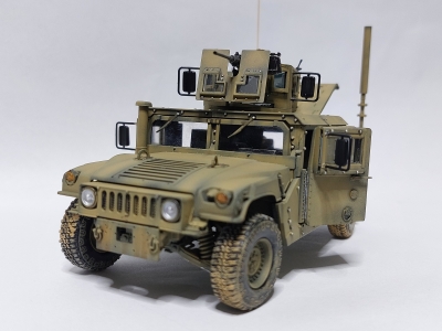 アカデミー製 1/35 アメリカ軍 装甲車ハンヴィーM1151 | 各種
