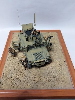 アカデミー製 1/35 アメリカ軍 装甲車ハンヴィーM1151 | 各種