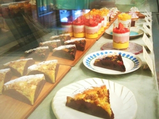 ケーキの持ち歩き時間について アルブル菓子店 Blog