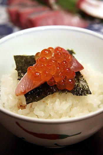 イナクラ丼?