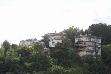 天空の城 三宜亭本館