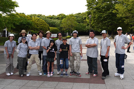 2011.05.15:limonade skate のライダーと Skate Club Limonade の集合写真・正面@光が丘カップ2011