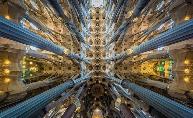 サグラダファミリアの内部が予想以上に美しい件 Sagrada Familia Perspectives Andr アンドアール