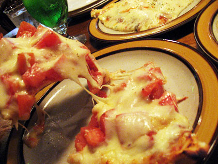 NEW YORK PIZZA & SANDWICHES TONY'S フレッシュとまとピザ