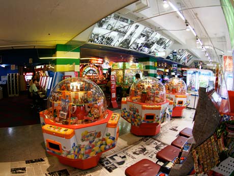 ゲームセンター PLAZA CAPCOM プラサカプコン 吉祥寺店 コインゲーム