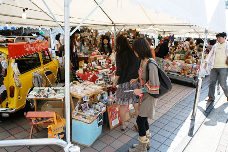 吉祥寺おもちゃ市場 2008 お店2
