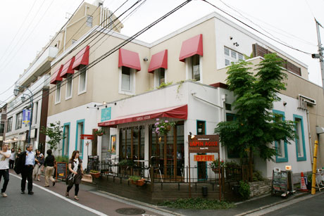 LAPIN AGILE ラパンアジル