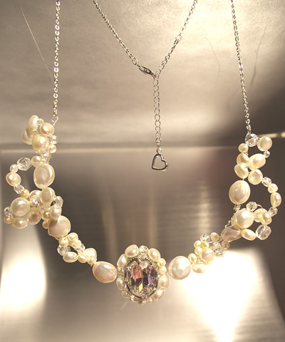 neckless.jpg