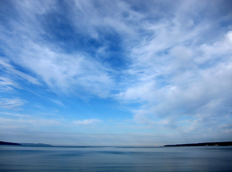 佐和田の海と空
