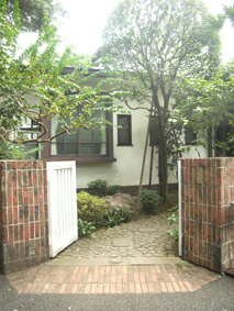 小出邸3