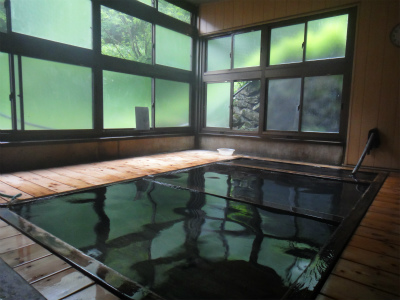 煙草屋内湯