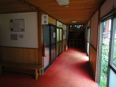 温泉寺内部