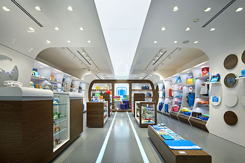 フライトワン原宿店official(内観).jpg