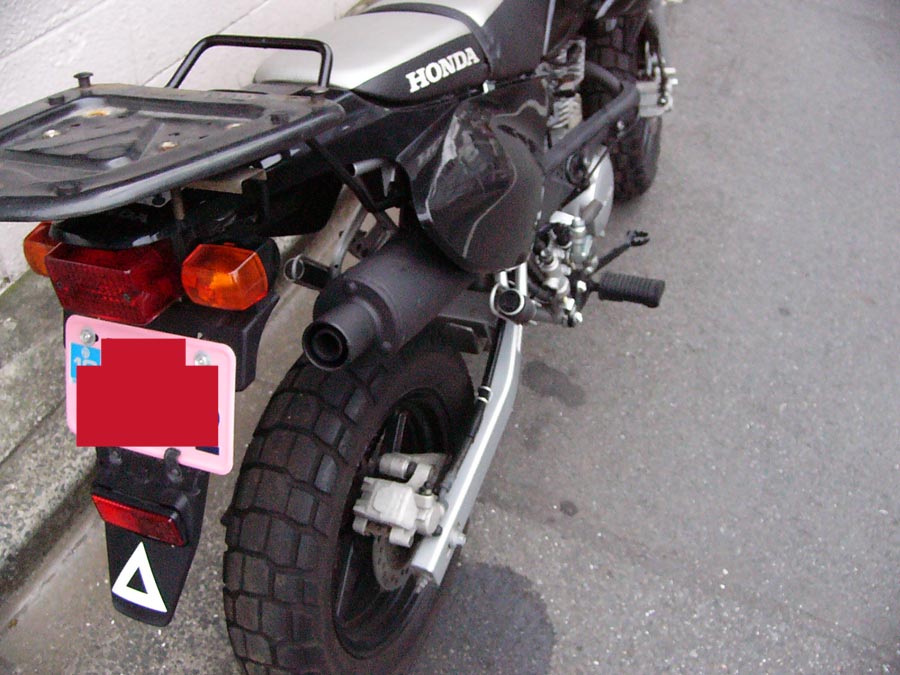CRF100純正マフラー取り付け 6輪生活なブログ(2×3) 新品 ホンダ 純正 バイク 部品 XR100R フロートセット 純正 在庫有 即納 CRF100F CRF150F CRF230F NSF100 XR200R XR250R 車検 Genuine