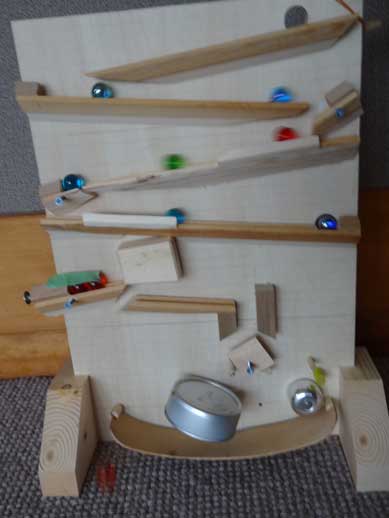 ビー玉コロコロ | びっくり工房