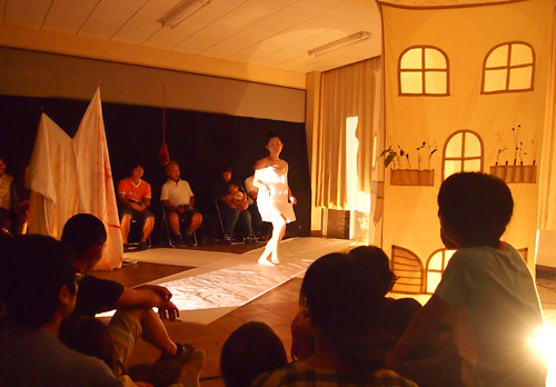 アート展ライブ01