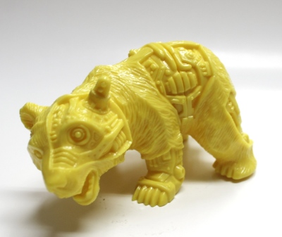 kumaborg-yellow-blog