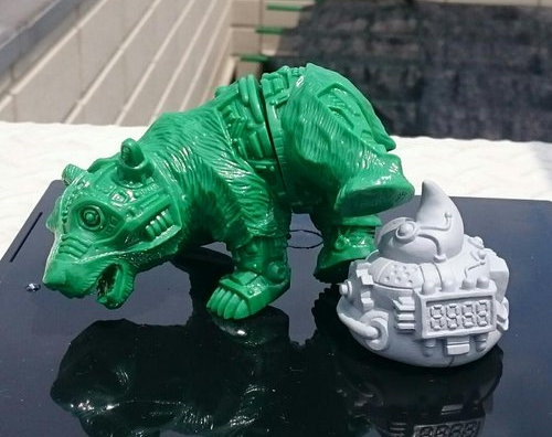 ピコピコ博士が、クマボーグの惑星も吹き飛ばすと言われる【UN-c01 