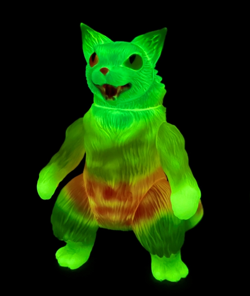 ソフビ　ゴモラ-One up.限定珍しく普通っぽいカラーー MAXTOY 双頭怪獣デュアロス One up 限定カラー ソフビ maxtoy