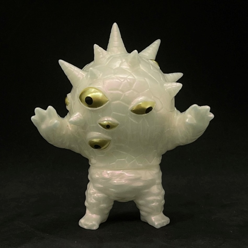 maxtoy ザザーン 蓄光 ザザーン-ブルー蓄光マーブル- - One up. Online