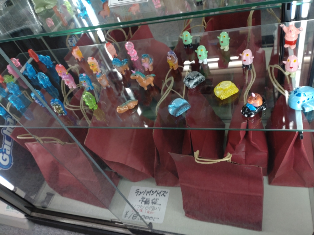 RAMPAGE TOYSさんより 「ランペイジトイズガッチャ、福袋」が秋葉原店