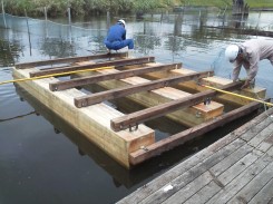 新品自作浮き桟橋（ポンツーン）お譲りします。