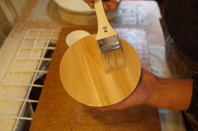 刷毛塗り作業工程