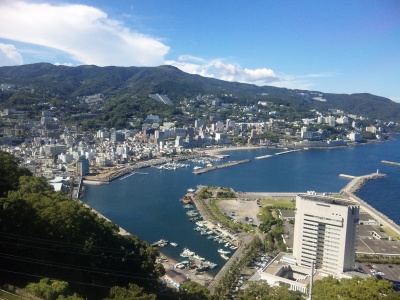 熱海の町