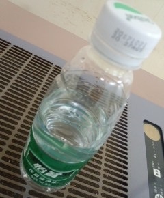 水