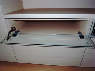 テレビボード http://zealworks.jp/index.php/category/gallery/tvbord