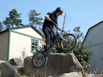 自転車トライアル