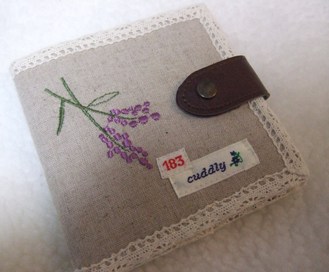 ラベンダー色のお財布