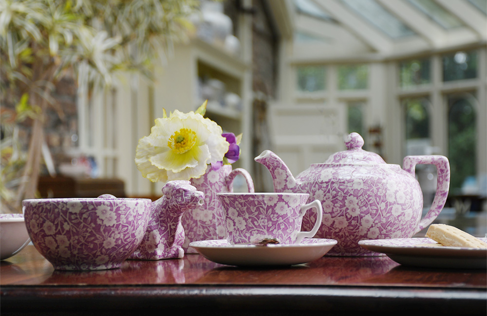 レア バーレイ クリーマー ピンク キャリコ 限定販売！英国バーレイ社のおしゃれな食器、 限定キャリコ柄の