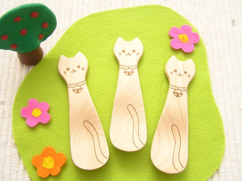 猫の木のスプーン