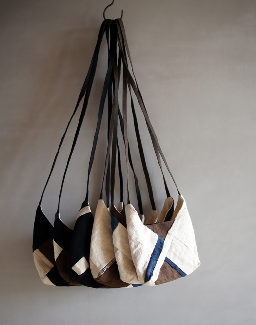 えみおわす えみおわす 藍染 ポーチ 刺し子 バッグ ポシェット ミニ