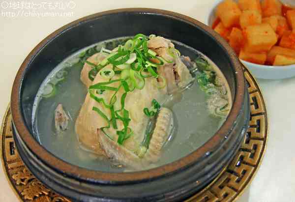 参鶏湯(サムゲタン)