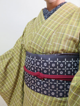 ◇最高級【綿麻浴衣】紅花赤桜の胡蝶品ある涼し浴衣◇着物として