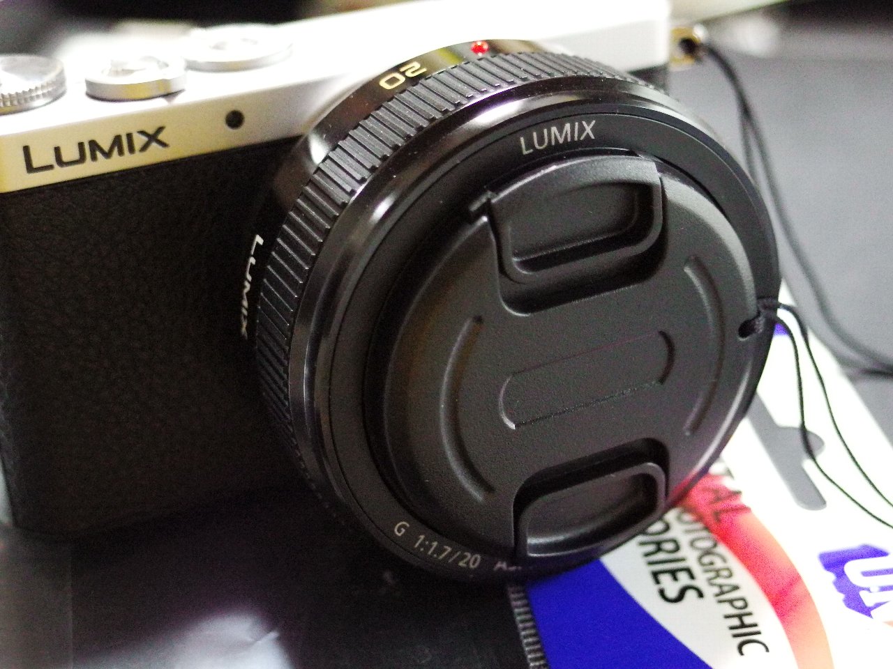 LIMIX G 20mm/F1.7に紐付きレンズキャップを装着 | noguchan's LIMIX G 20mm/F1.7に紐付きレンズキャップを装着 | noguchan's
