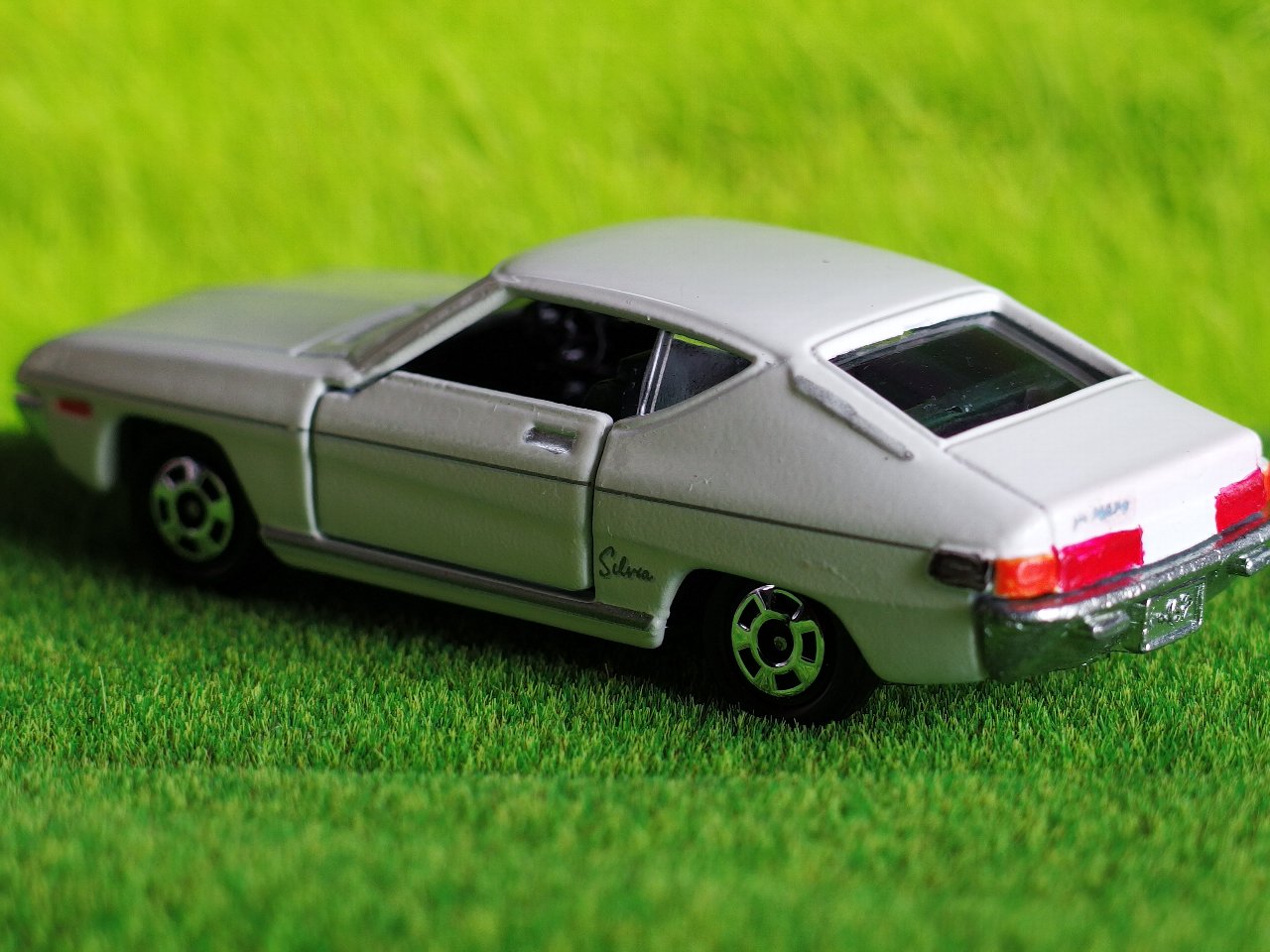 歴代愛車トミカ：日産シルビア LS TYPE-X（2代目 S10型