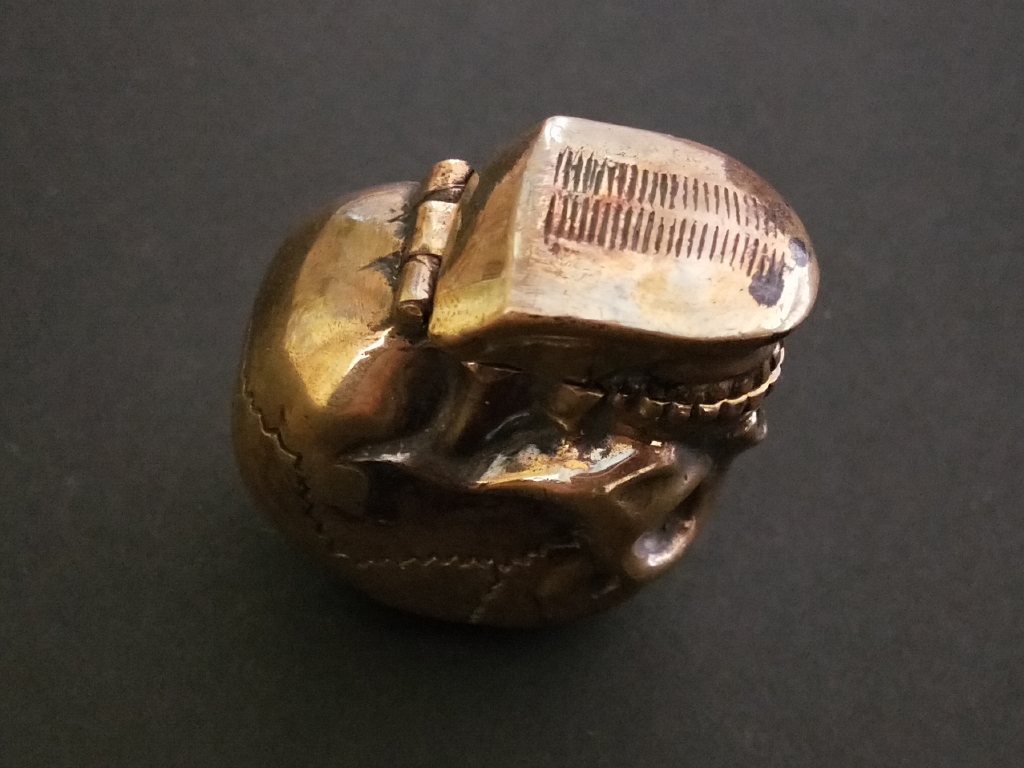 【セール】 vintage 1900年代初頭ドクロのマッチケース(Skull Vesta Case アンティーク雑貨