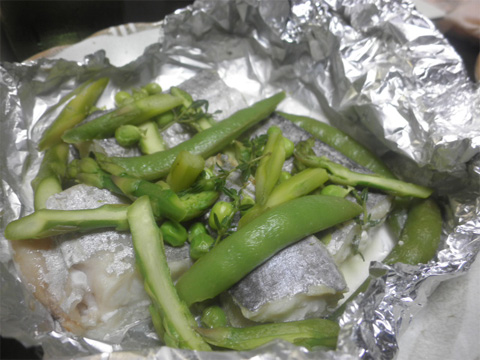 太刀魚と春野菜のホイル焼き。