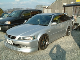 中古車 ホンダ タッカー 姫路 アコード
