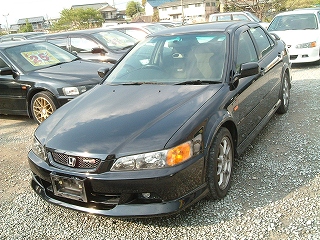 中古車 ホンダ タッカー 姫路 アコード